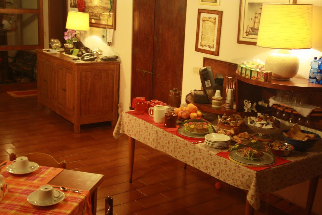 Bed and Breakfast BeB Reboglio Rolo Exterior foto