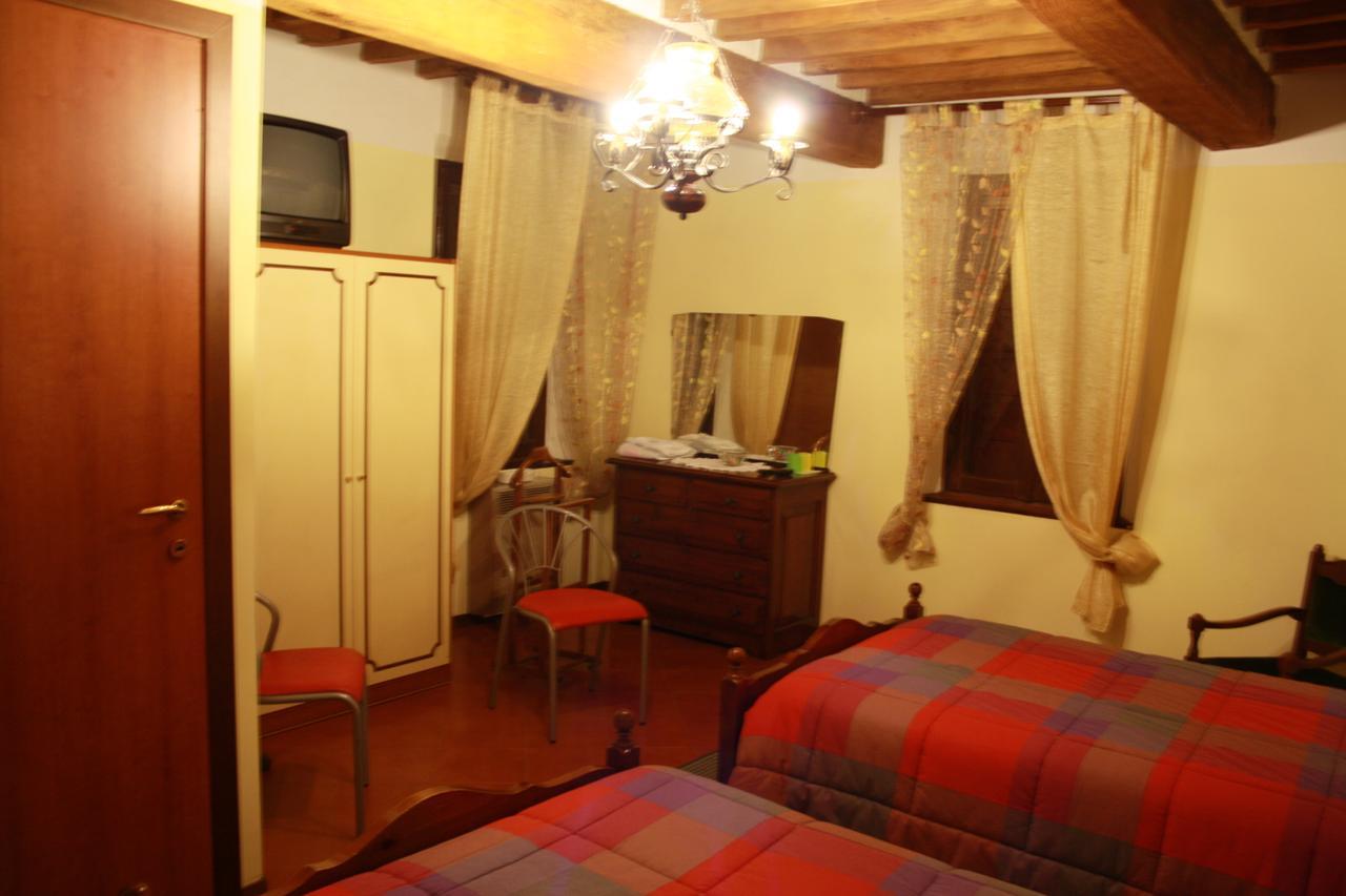 Bed and Breakfast BeB Reboglio Rolo Zimmer foto