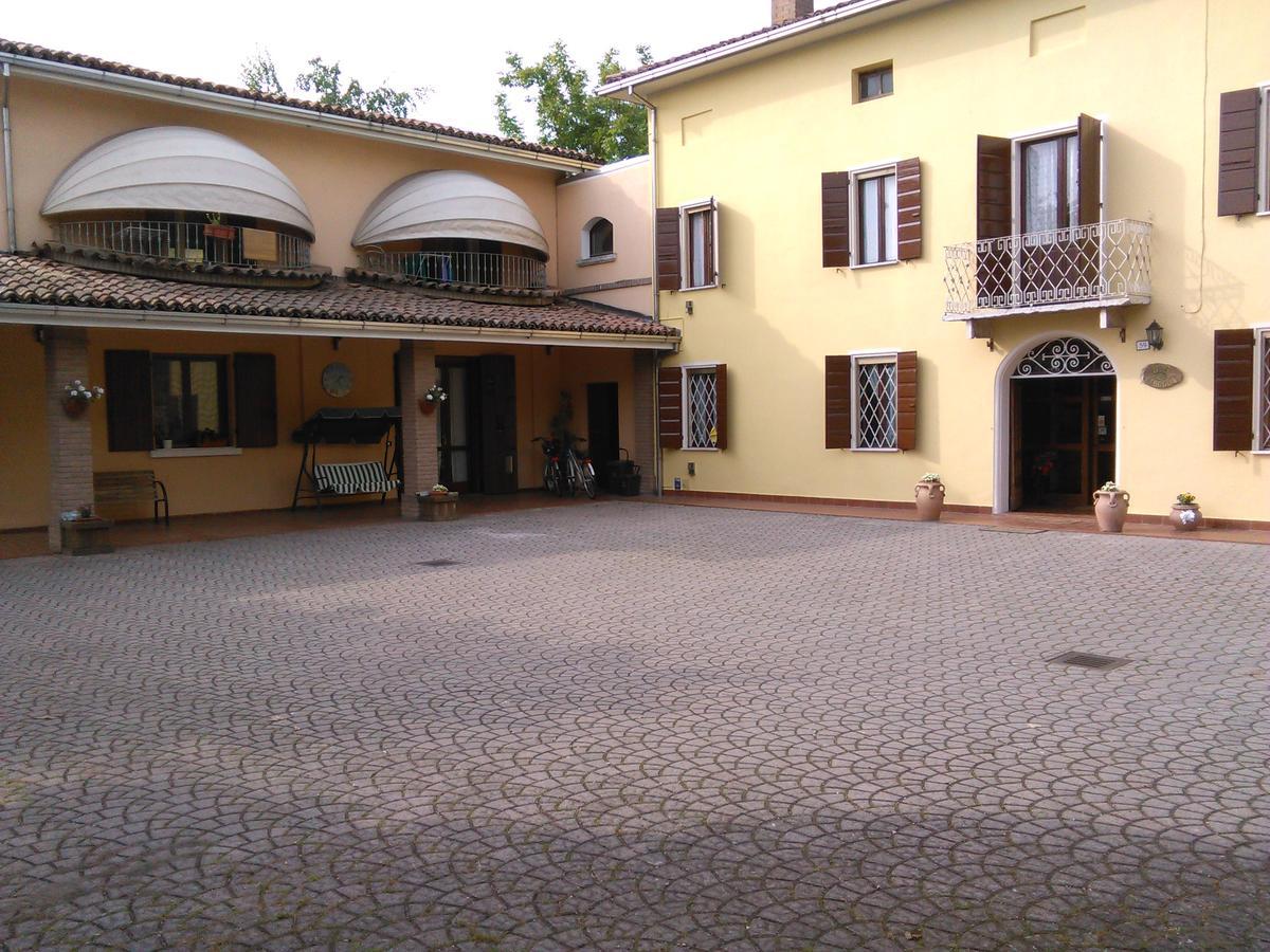 Bed and Breakfast BeB Reboglio Rolo Exterior foto