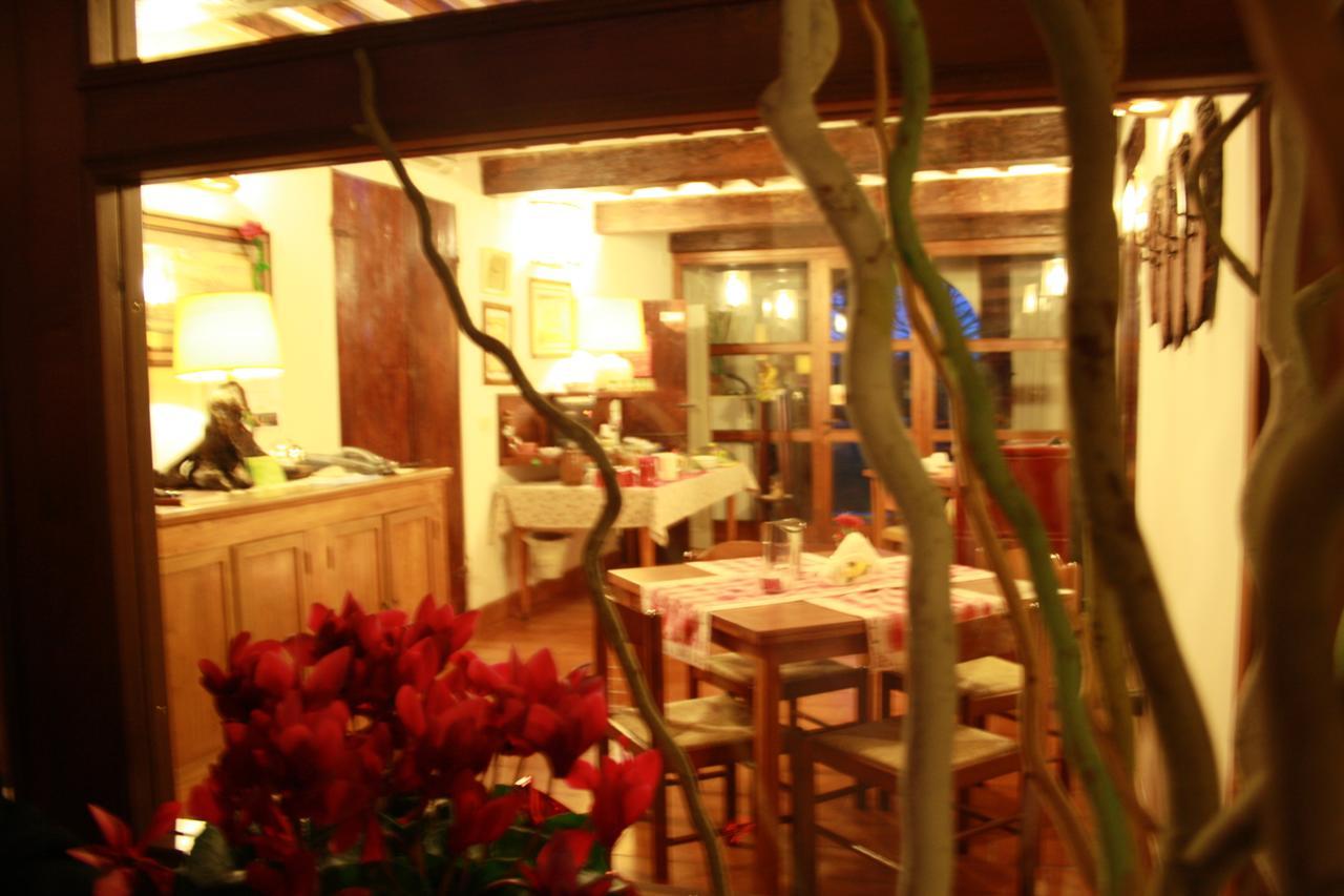 Bed and Breakfast BeB Reboglio Rolo Exterior foto