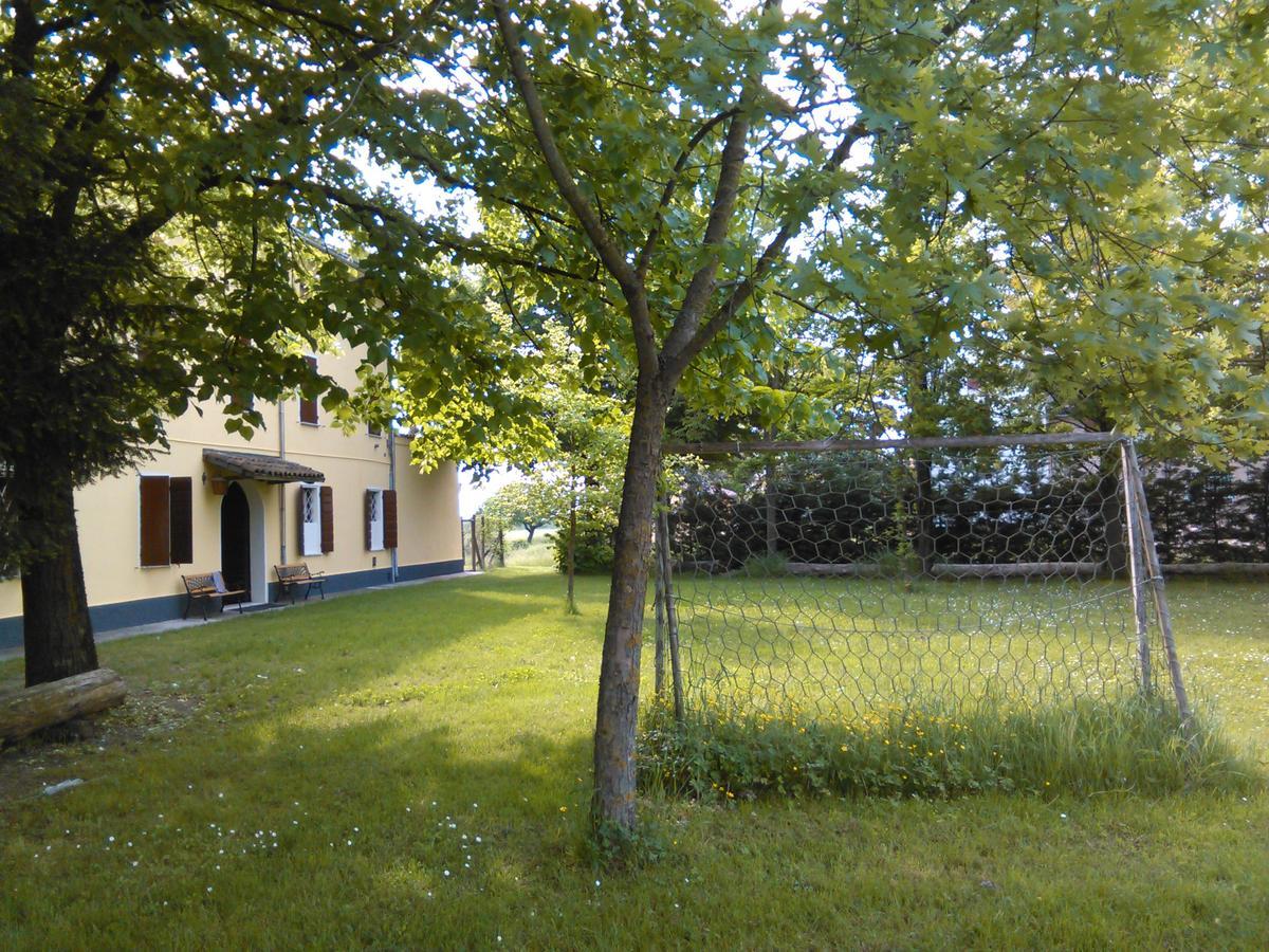 Bed and Breakfast BeB Reboglio Rolo Exterior foto